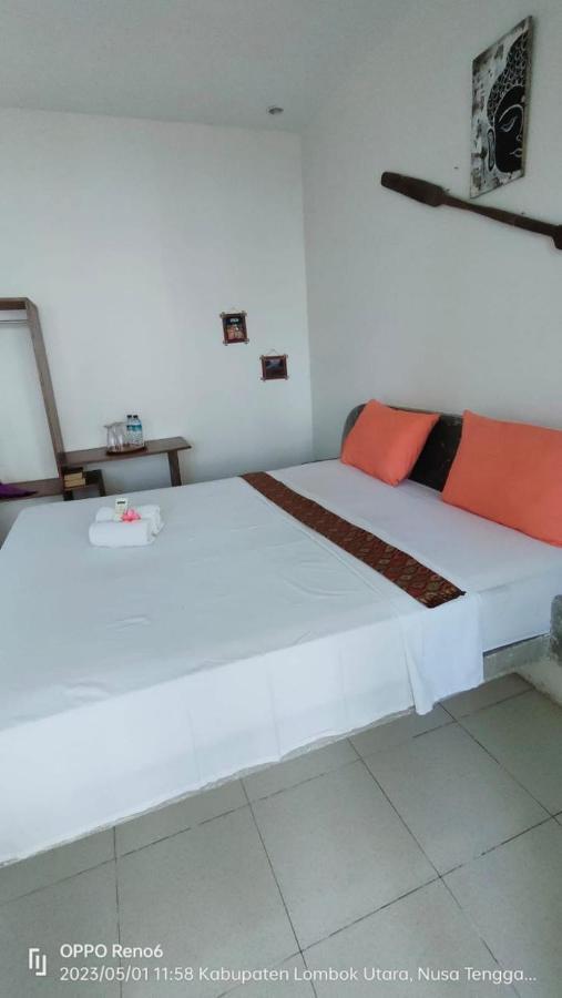 Pineapple Guest House Gili Air Luaran gambar