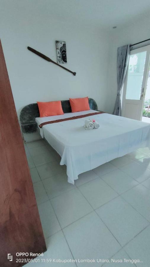 Pineapple Guest House Gili Air Luaran gambar