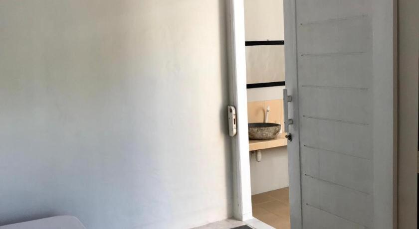 Pineapple Guest House Gili Air Bilik gambar